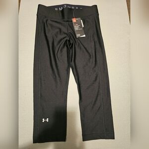 Under Armour Black Capri Leggings